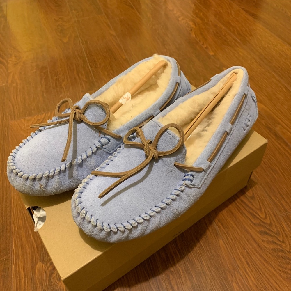 UGG Loafer